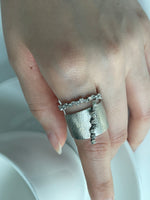 Rosecut Grey Diamond Cluster Bar Solid Gold Statement Ring